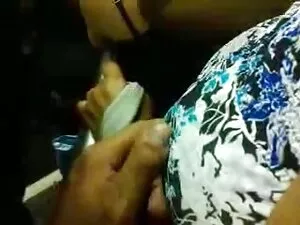 دو دختر در زیرزمین s ...