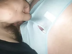 نوجوان ورزش ها در حا ...